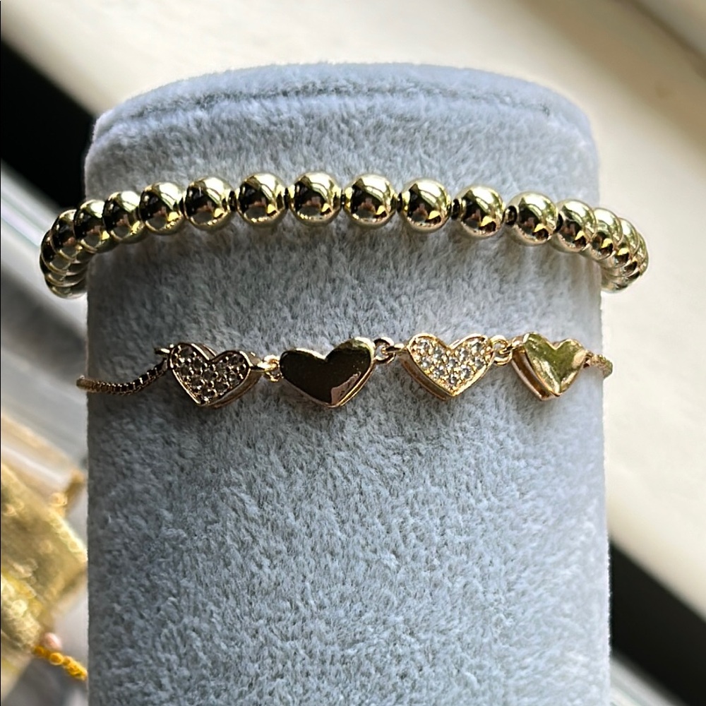Gold Tone Heart & Bead Bracelet Set